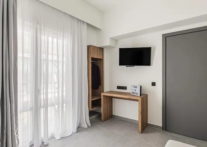 The Q Hotel