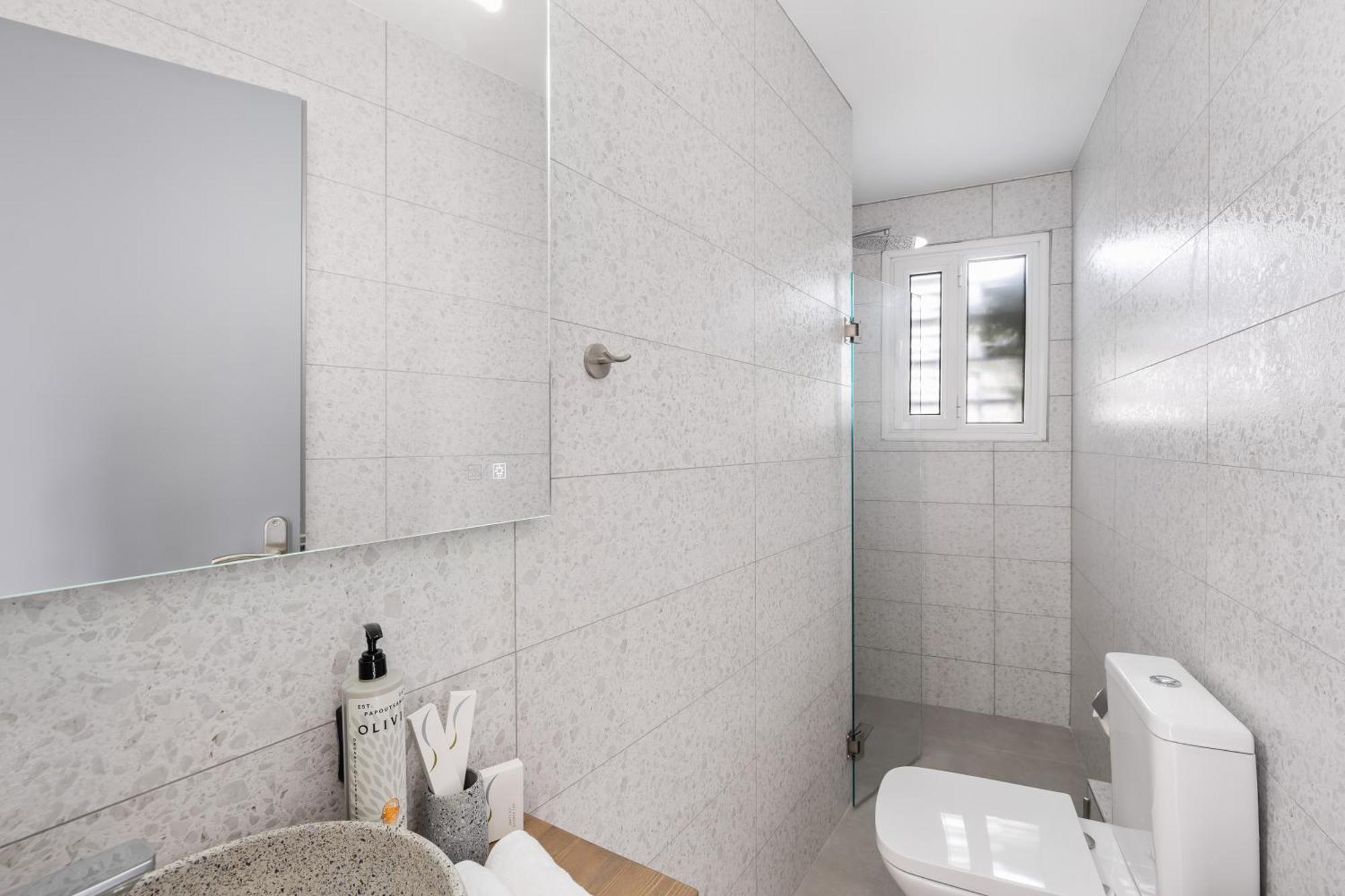 Hotel The Q Athene