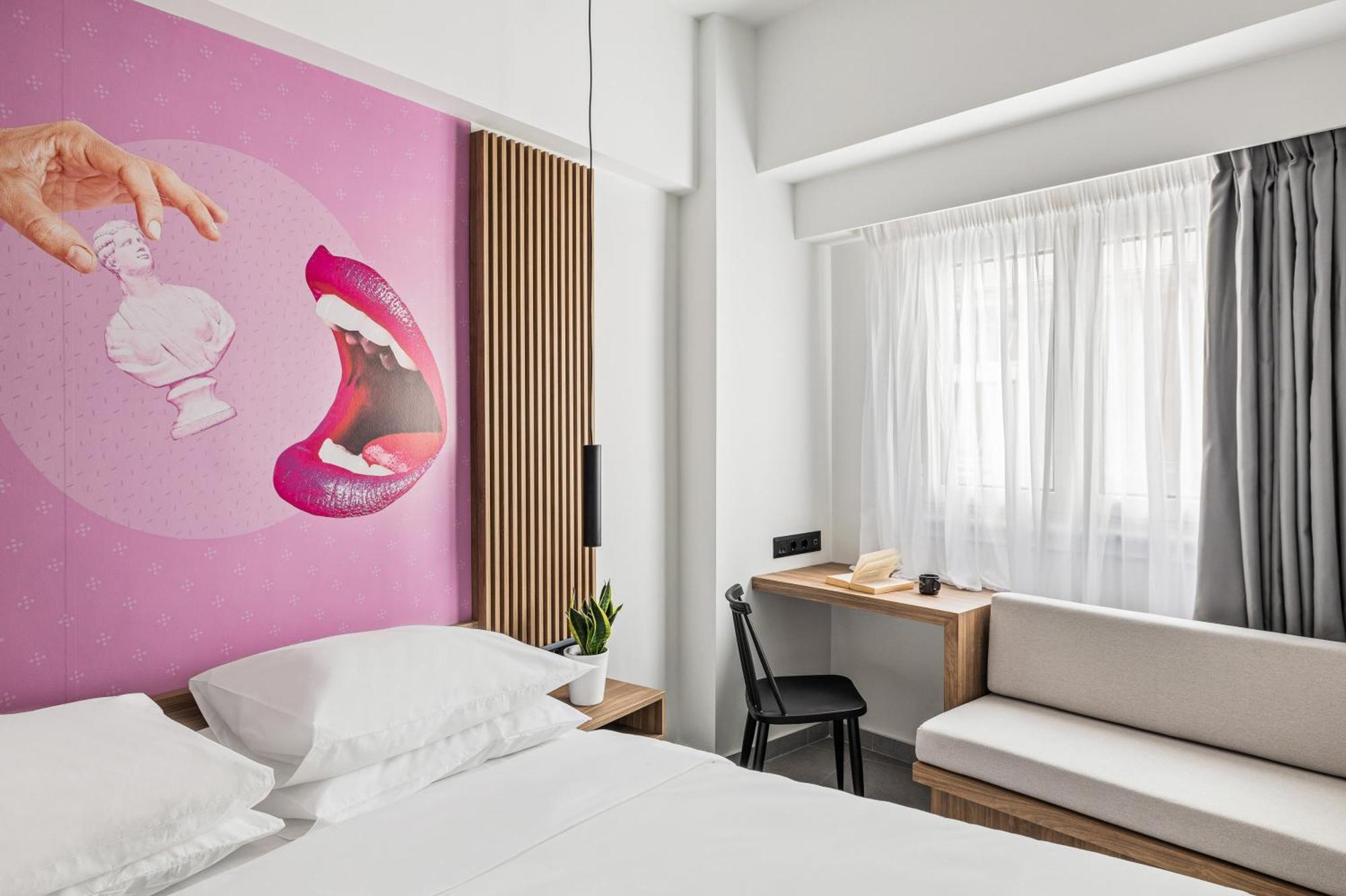 The Q Hotel