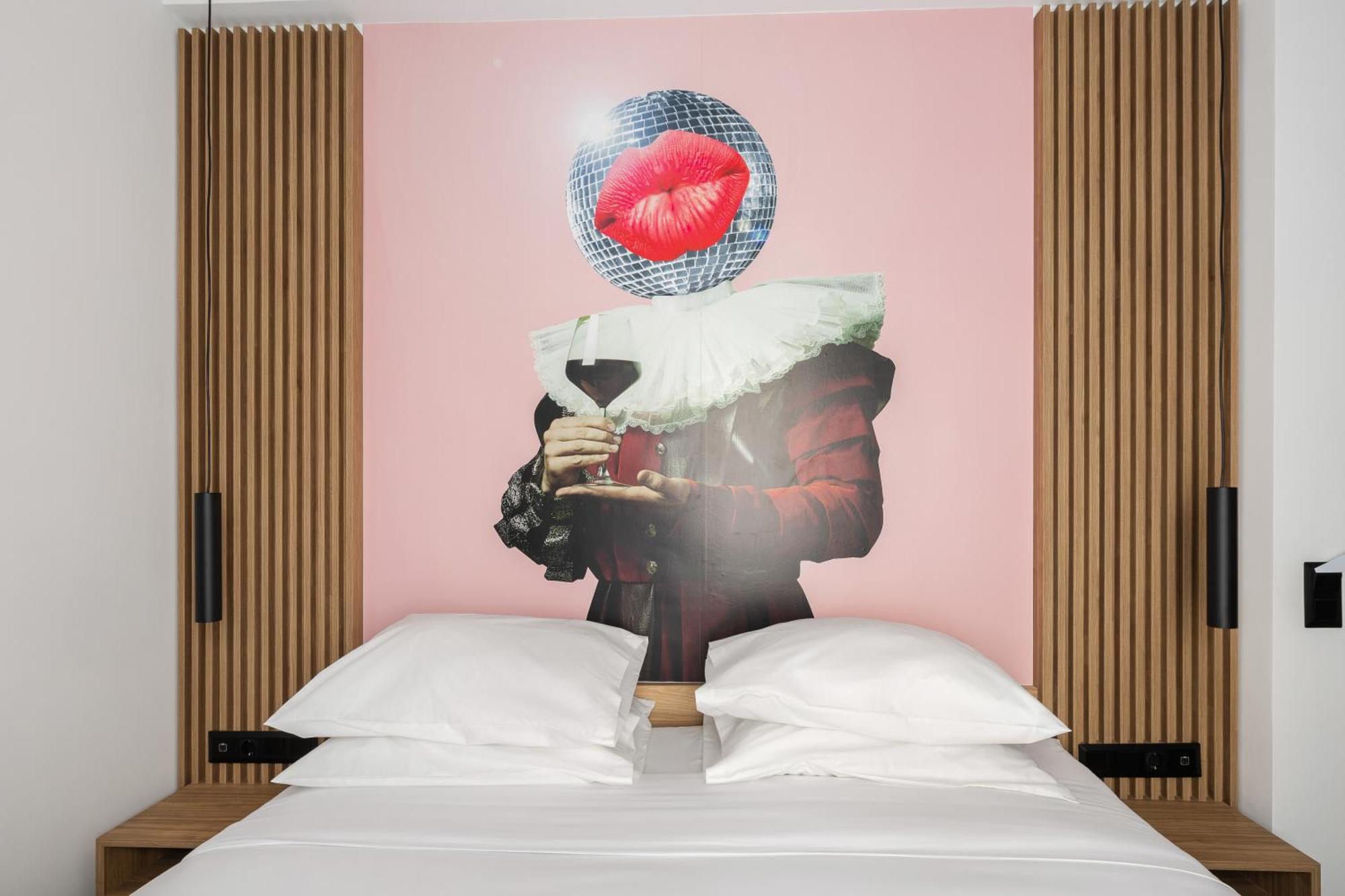 The Q Hotel *