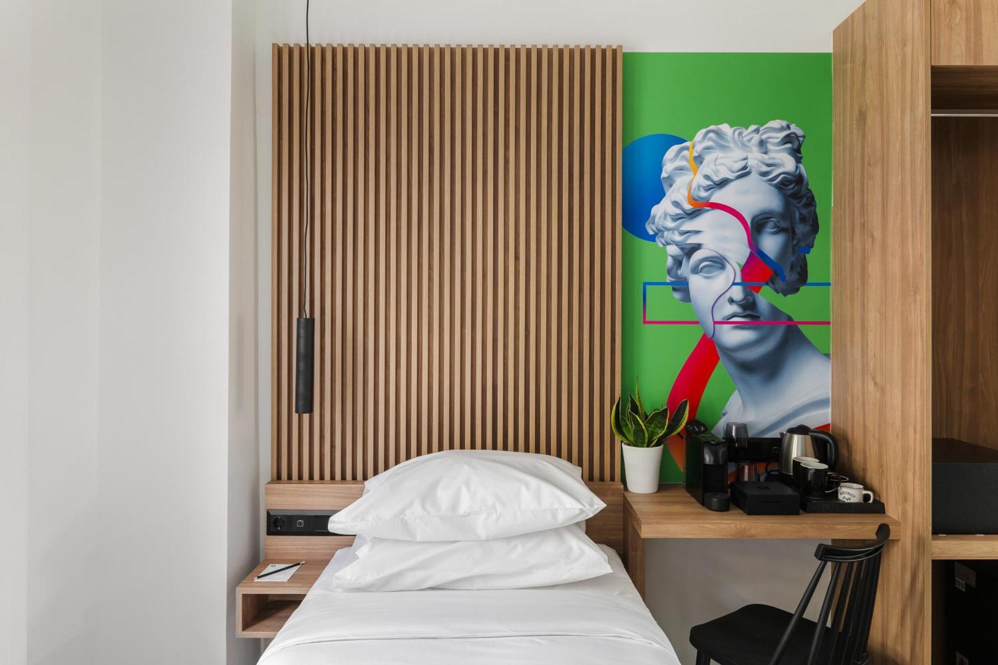 The Q Hotel